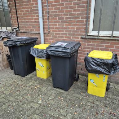 Foto 4 van 4 bij het verslag van Kliko's voor inzamelen doppen